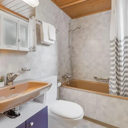 Bristol Apt-18 By Interhome